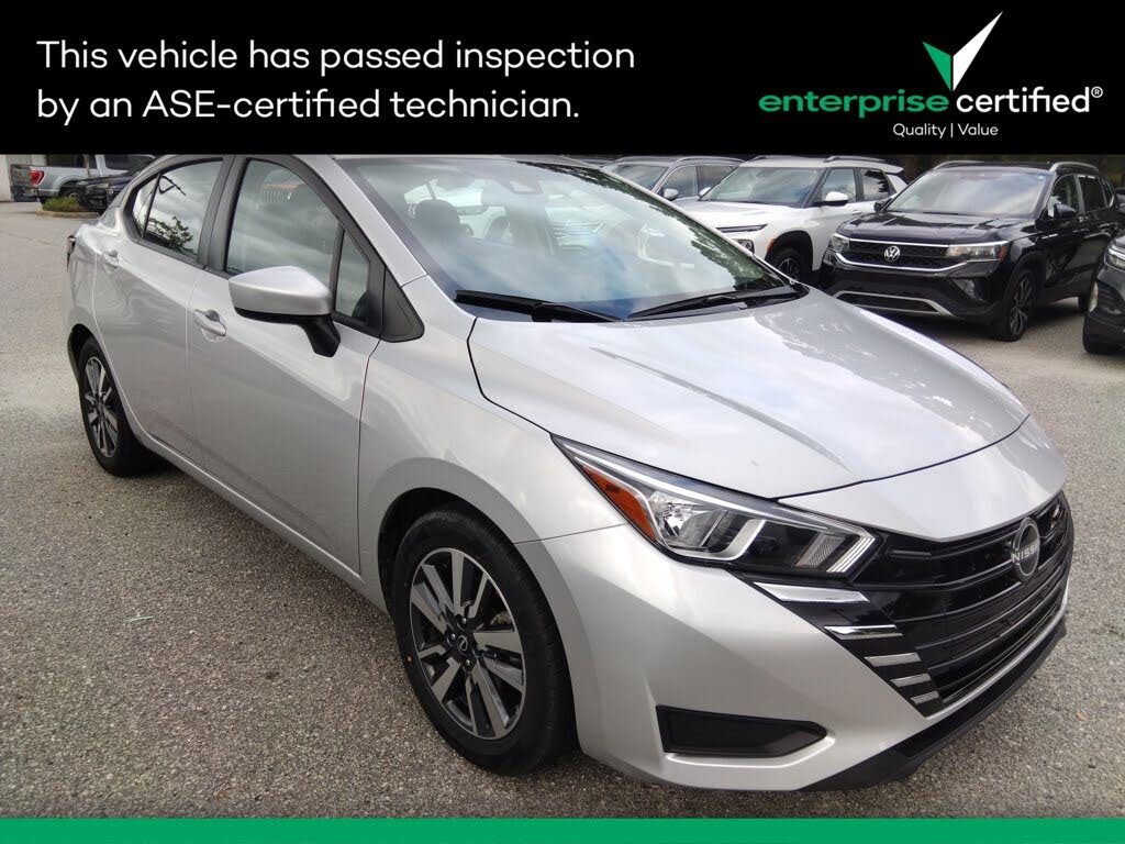 2023 Nissan Versa SV FWD