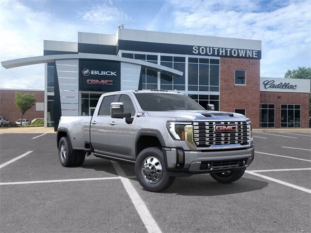 2026 GMC Sierra 3500HD Denali Crew Cab 4WD