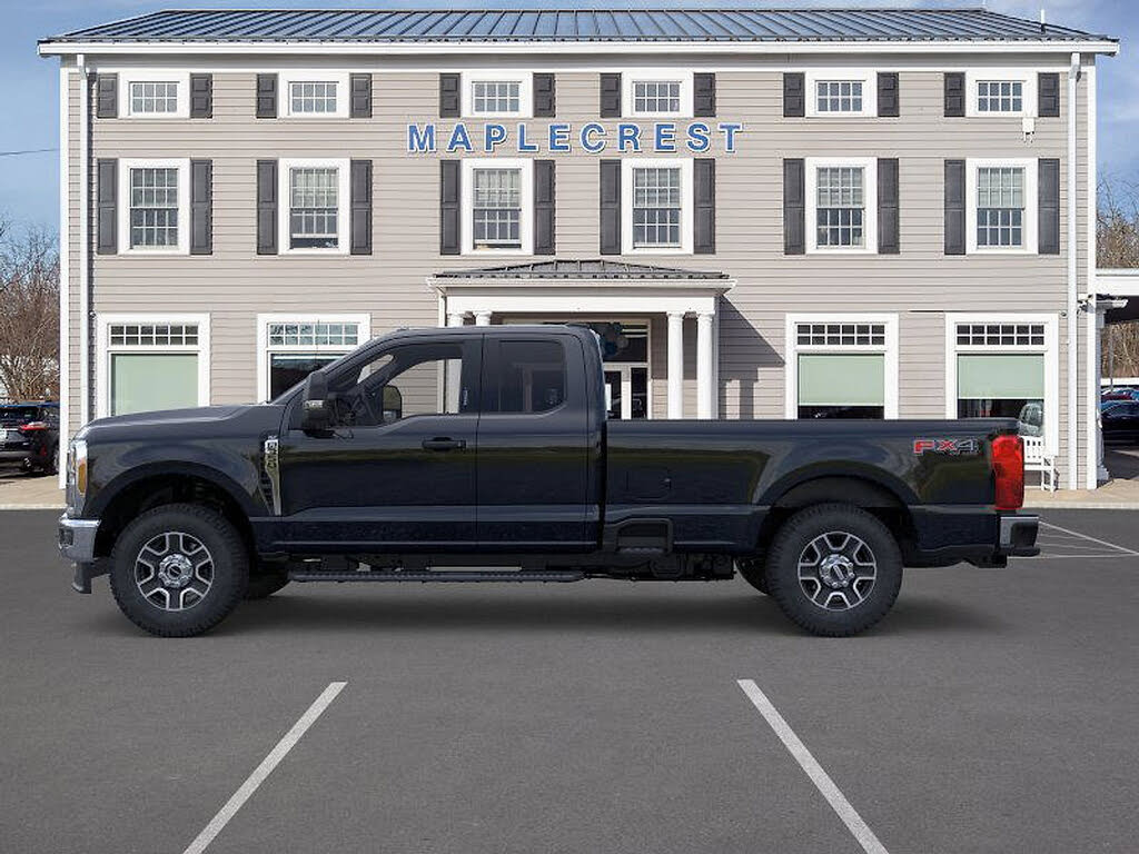 2025 Ford F-350 Super Duty XLT SuperCab LB 4WD