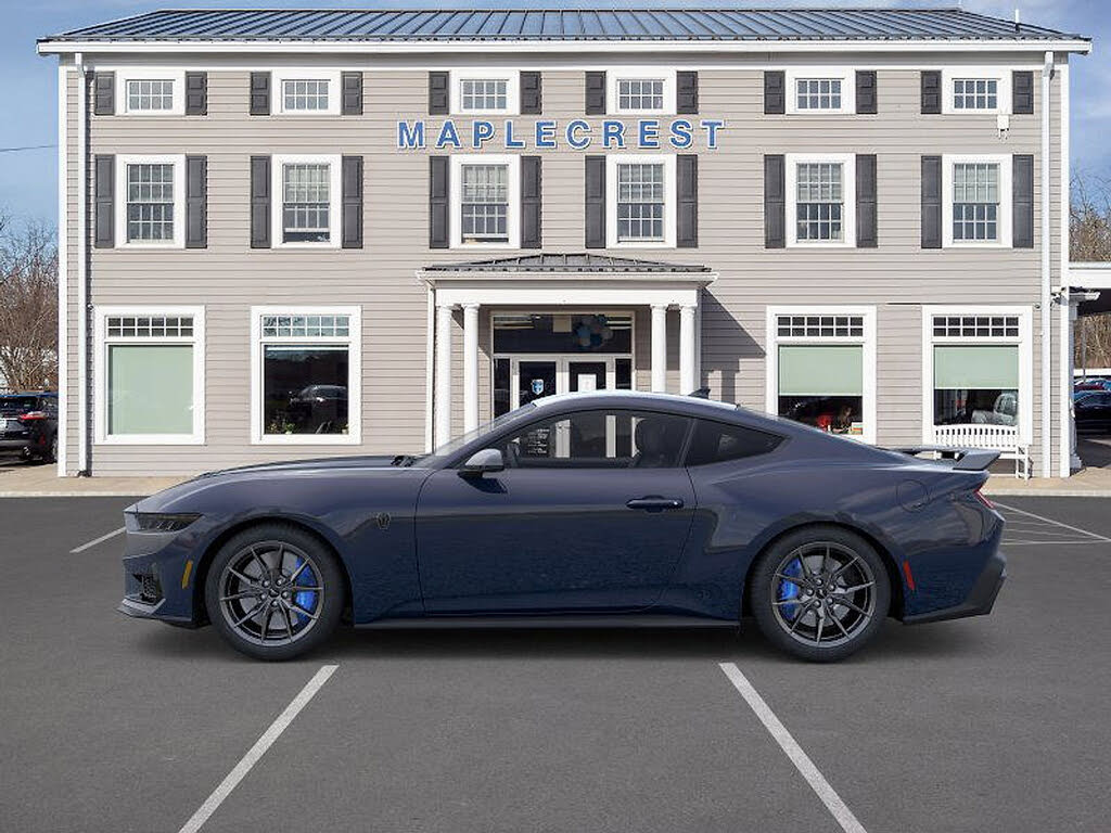 2025 Ford Mustang Dark Horse Fastback RWD