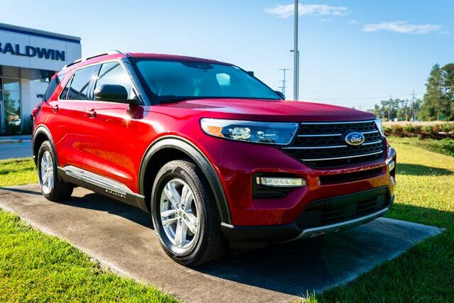 2023 Ford Explorer XLT RWD