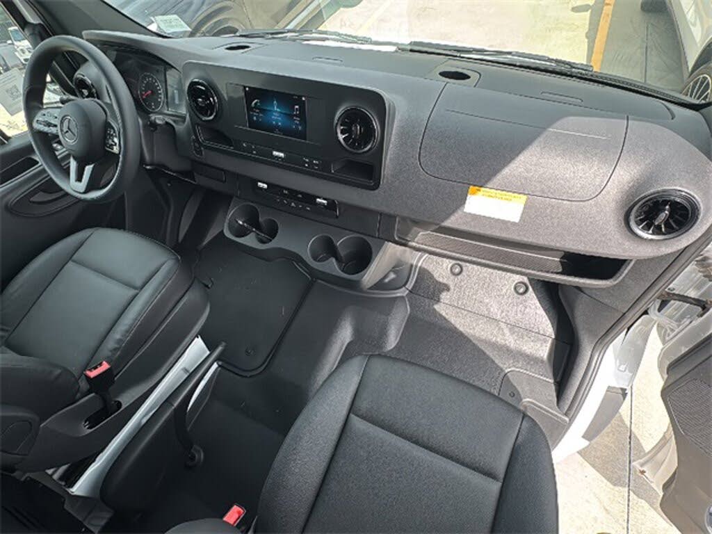2024 Mercedes-Benz Sprinter