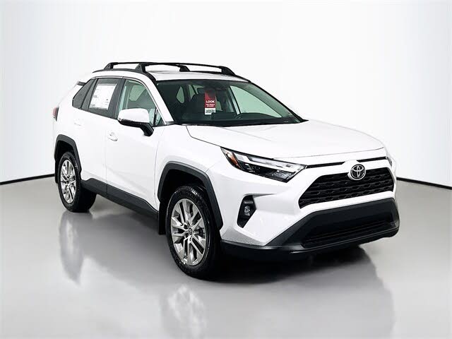 2024 Toyota RAV4 XLE Premium FWD