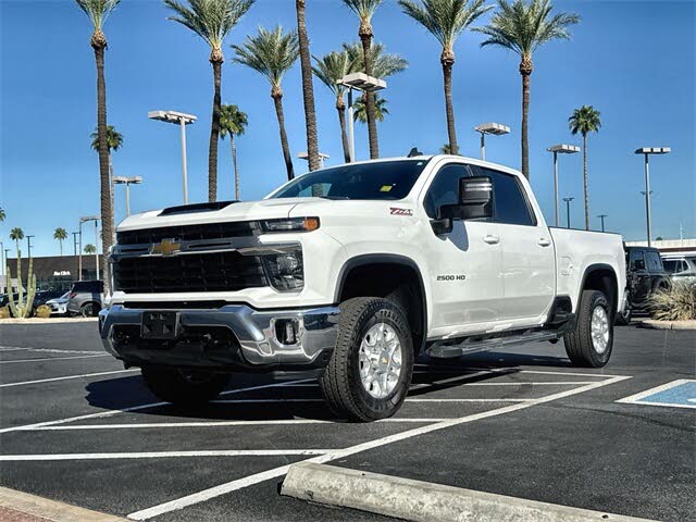2024 Chevrolet Silverado 2500HD LT Crew Cab 4WD