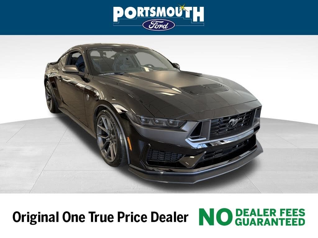 2025 Ford Mustang Dark Horse Fastback RWD