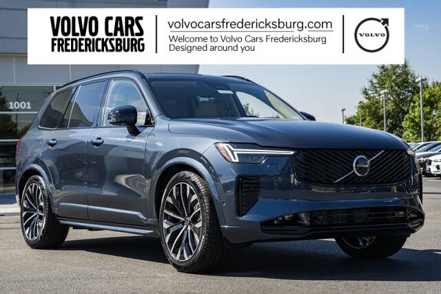 2026 Volvo XC90 B6 Ultra Dark 6-Passenger AWD