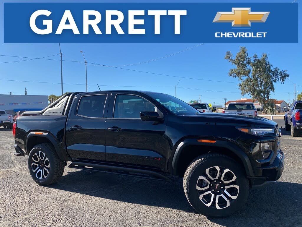 2025 GMC Canyon AT4 Crew Cab 4WD