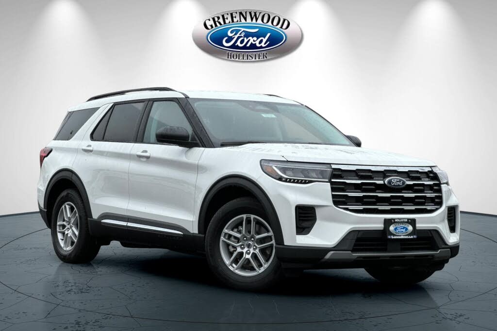2025 Ford Explorer Active RWD