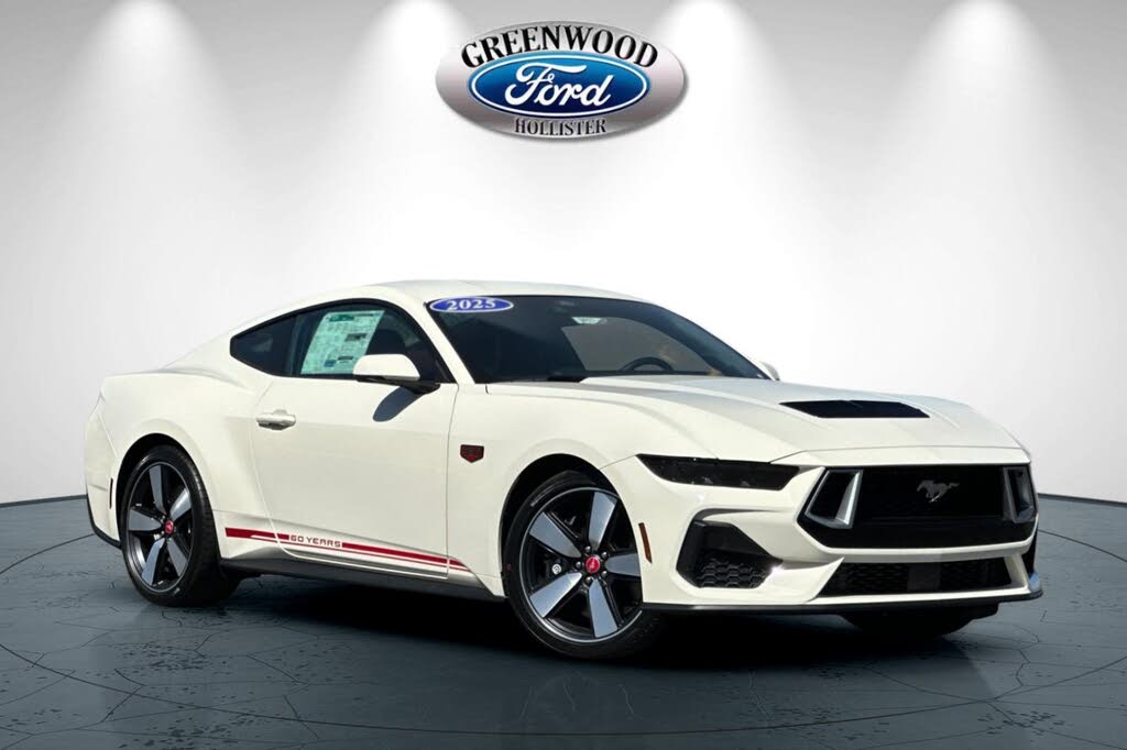 2025 Ford Mustang GT Premium Fastback RWD