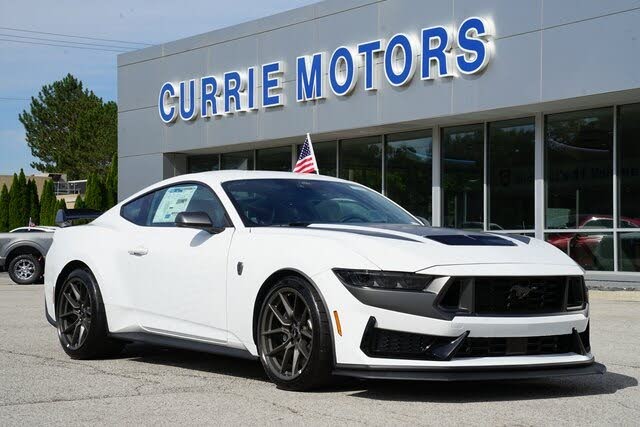 2025 Ford Mustang Dark Horse Fastback RWD