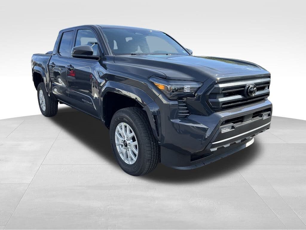 2025 Toyota Tacoma SR5 Double Cab 4WD