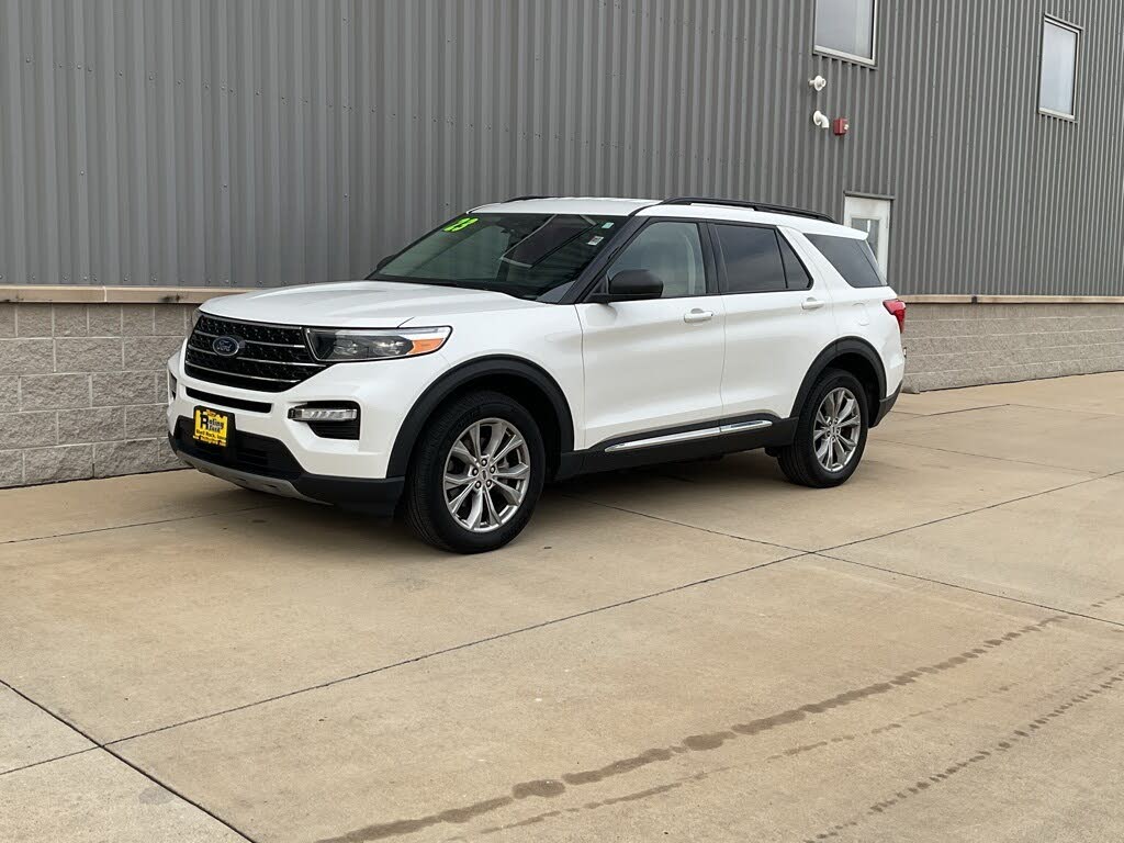 2023 Ford Explorer XLT AWD