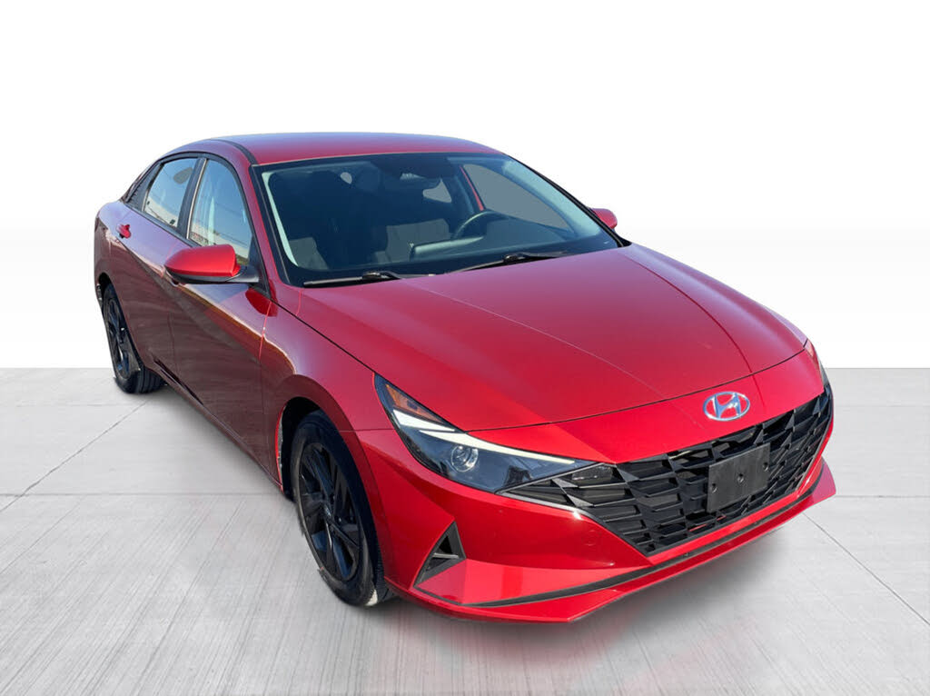 Hyundai Elantra Preferred FWD 2022
