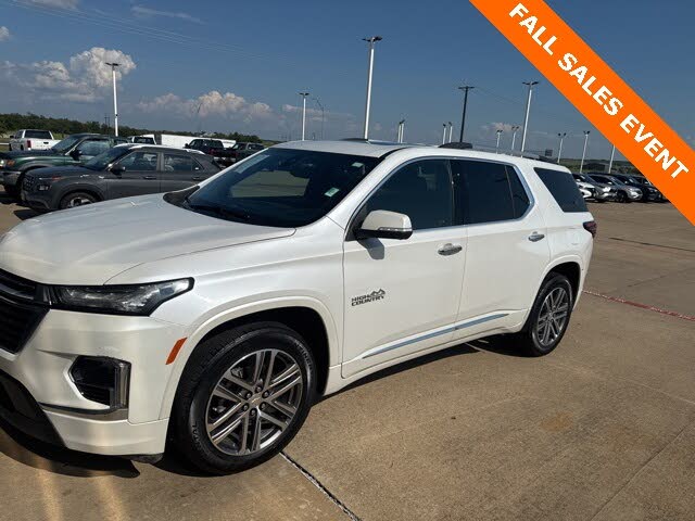 2023 Chevrolet Traverse High Country FWD