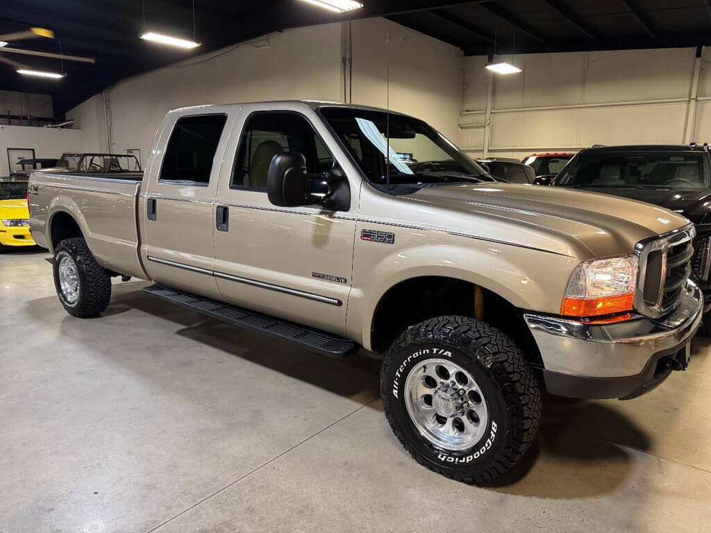 2000 Ford F-350 Super Duty Lariat Crew Cab LB 4WD