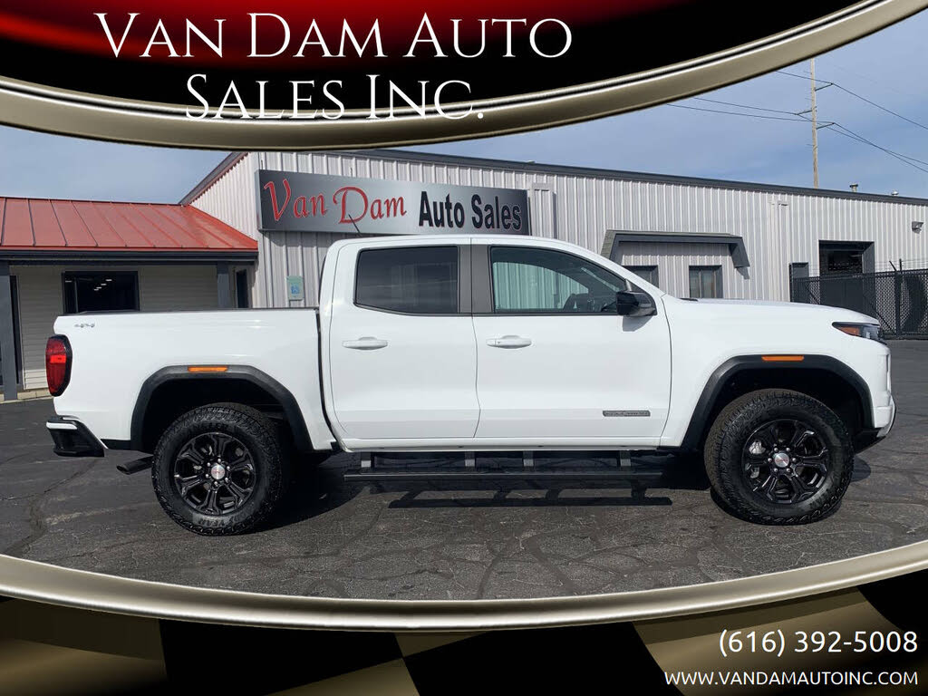 2024 GMC Canyon Elevation Crew Cab 4WD