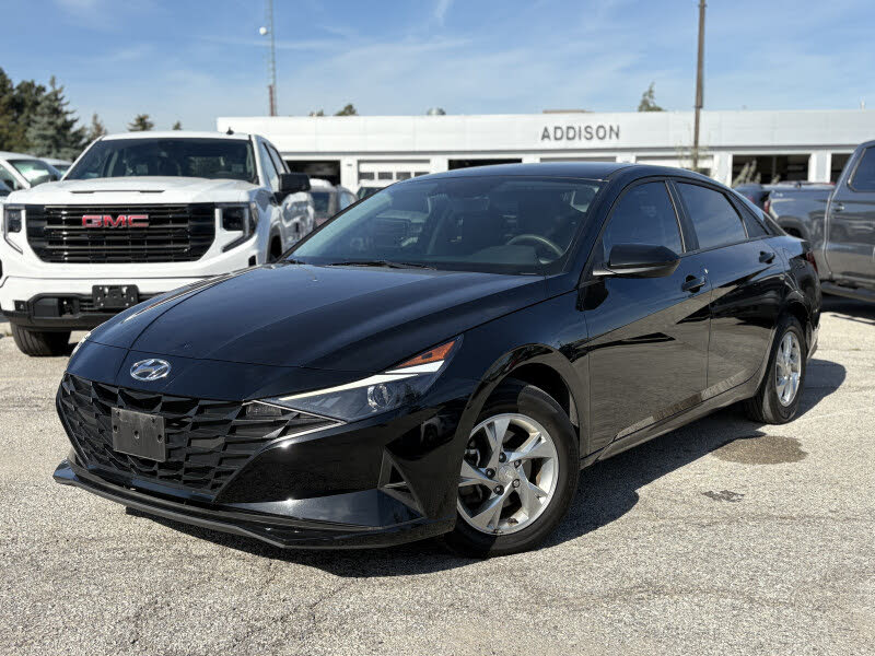 2023 Hyundai Elantra Essential FWD