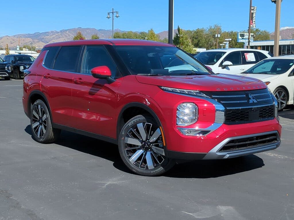 2025 Mitsubishi Outlander SE FWD