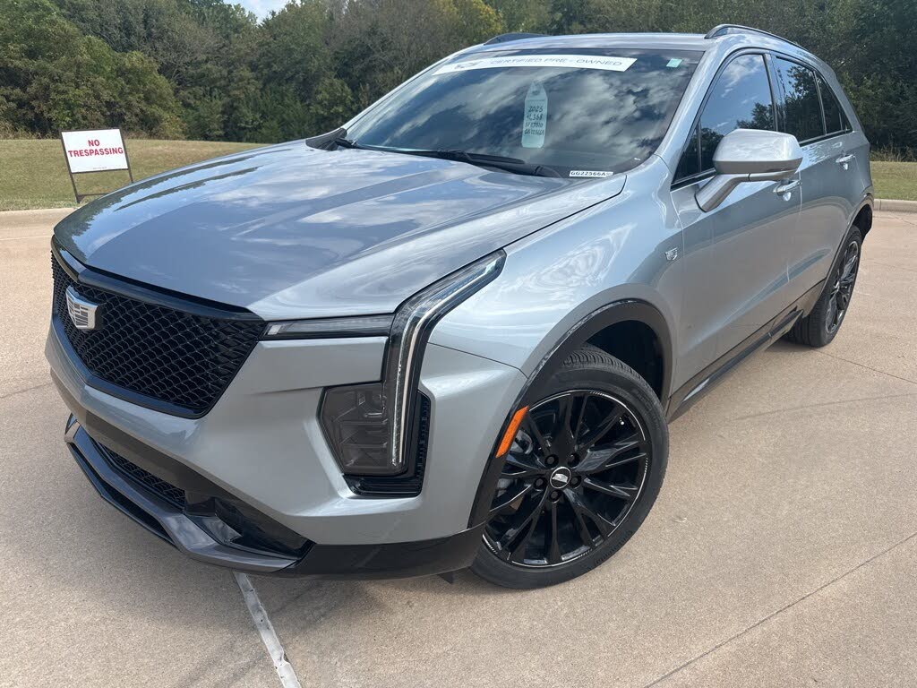 2025 Cadillac XT4 Sport FWD