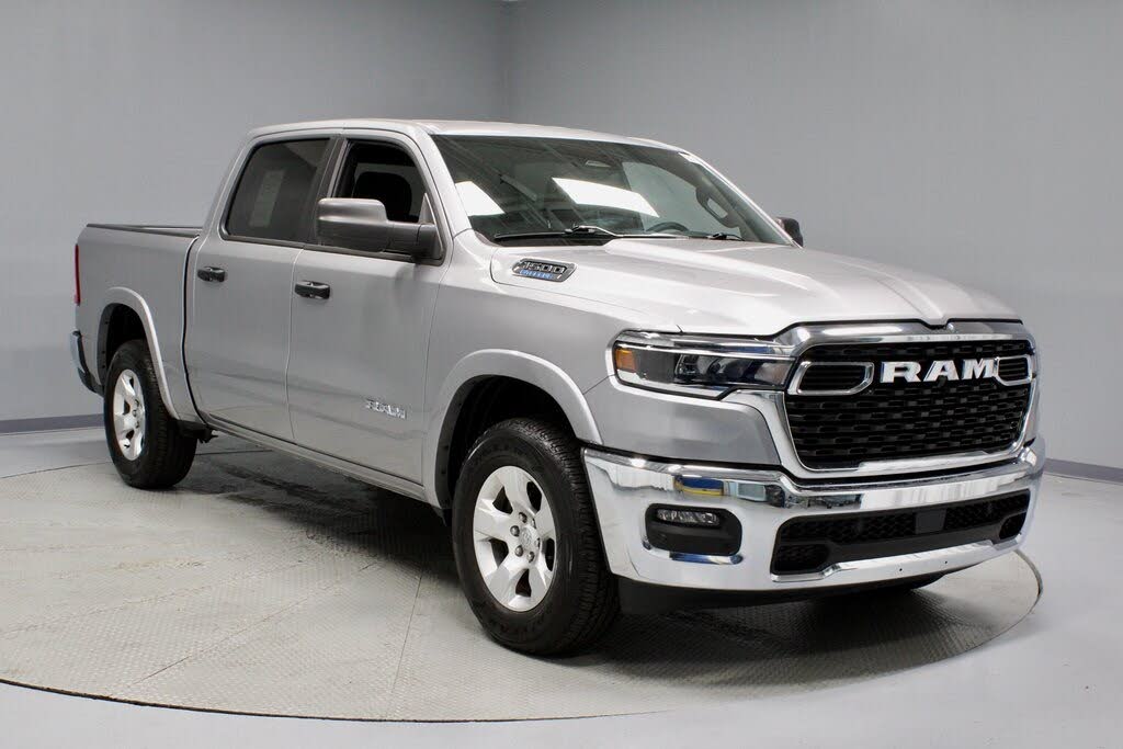 2025 RAM 1500 Big Horn Crew Cab 4WD