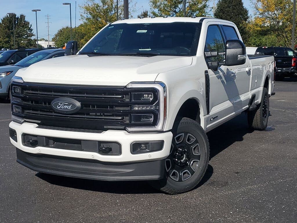 2026 Ford F-350 Super Duty Platinum Crew Cab 4WD