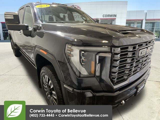 2024 GMC Sierra 3500HD Denali Ultimate Crew Cab 4WD