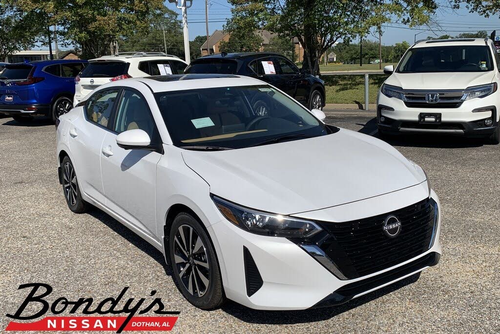 2025 Nissan Sentra SV FWD