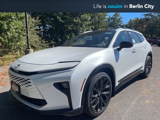 2025 Toyota Crown Signia Limited AWD