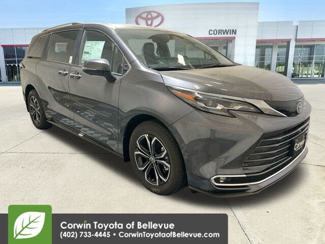 2025 Toyota Sienna Platinum 7-Passenger AWD
