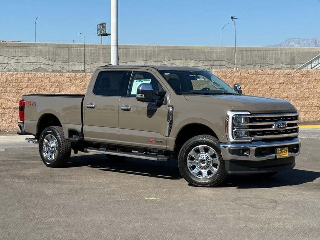 2026 Ford F-250 Super Duty Lariat Crew Cab 4WD
