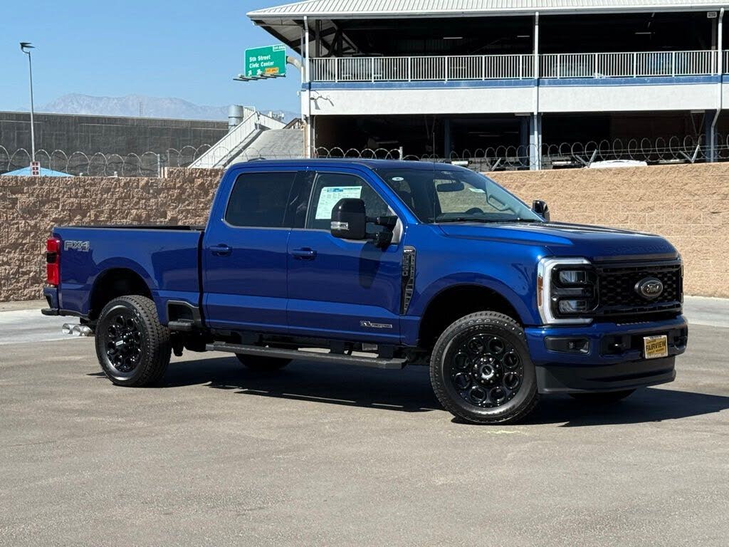 2026 Ford F-250 Super Duty Lariat Crew Cab 4WD