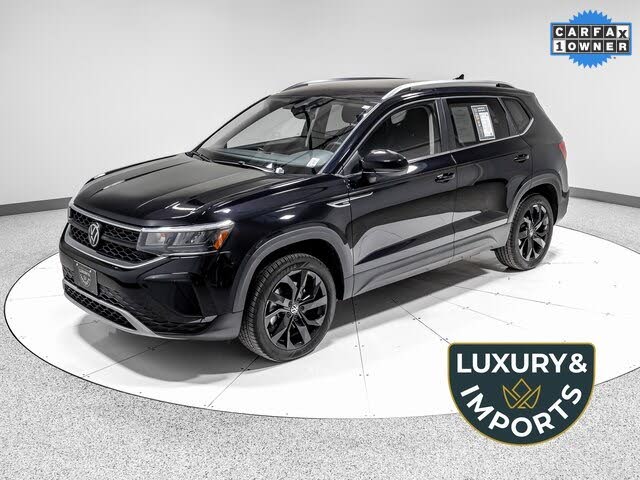 2024 Volkswagen Taos SE FWD