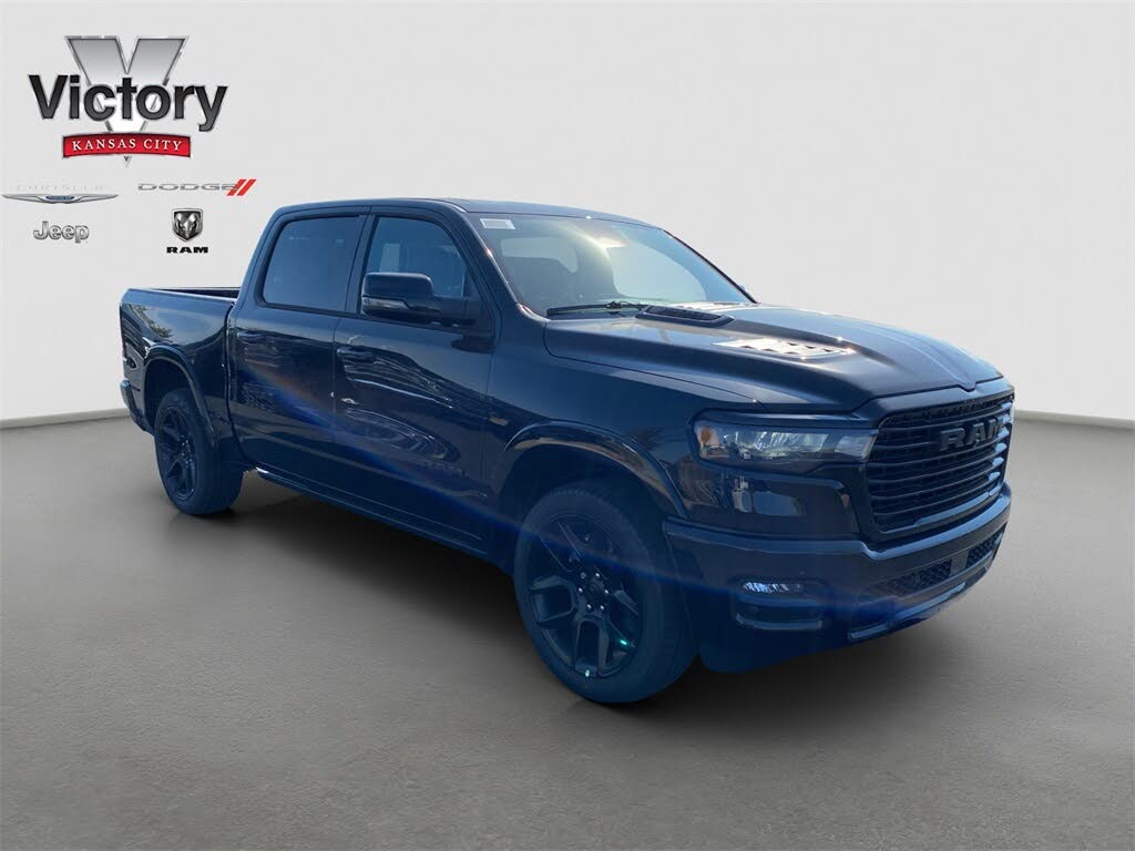 2026 RAM 1500 Laramie Crew Cab 4WD