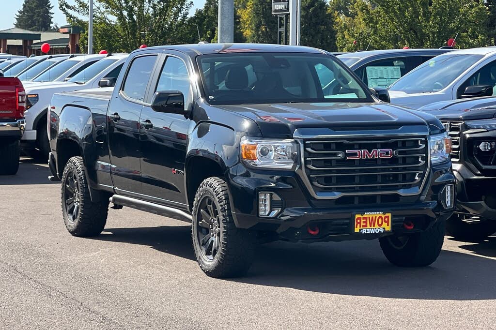 2022 GMC Canyon AT4 Crew Cab 4WD with Leather
