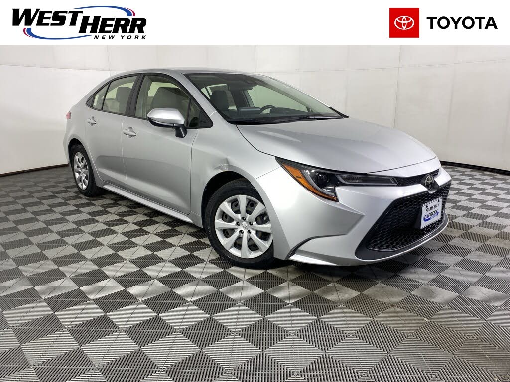 2022 Toyota Corolla LE FWD