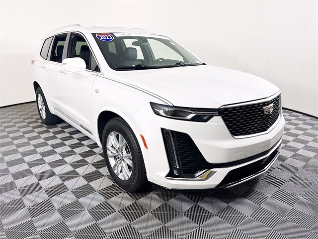 2023 Cadillac XT6 Luxury FWD