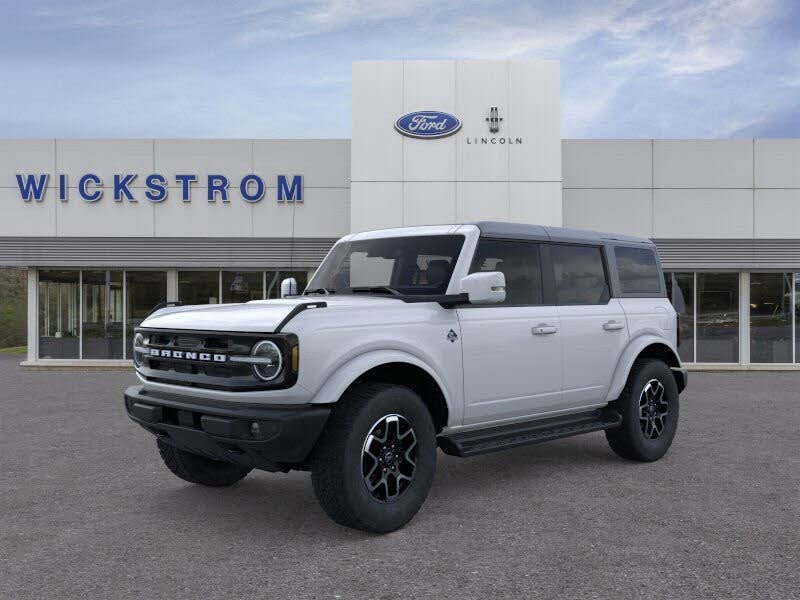 2025 Ford Bronco Outer Banks 4-Door 4WD