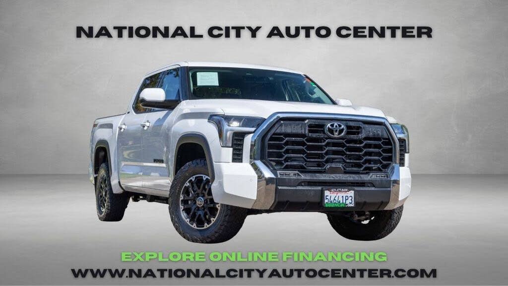 2022 Toyota Tundra SR5 CrewMax Cab 4WD