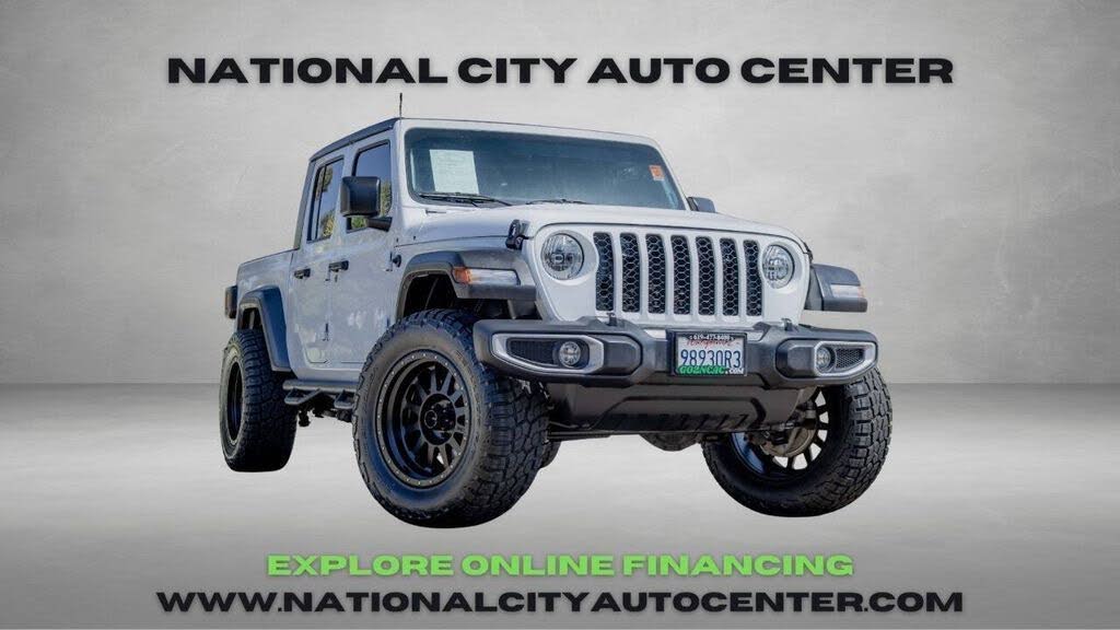2023 Jeep Gladiator Sport S Crew Cab 4WD