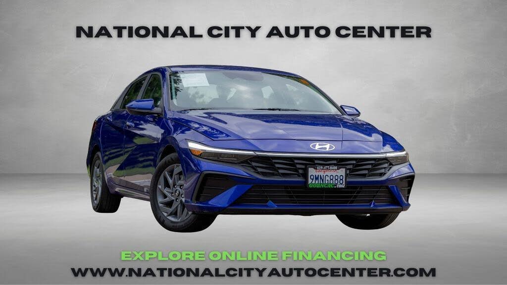 2024 Hyundai Elantra SEL FWD