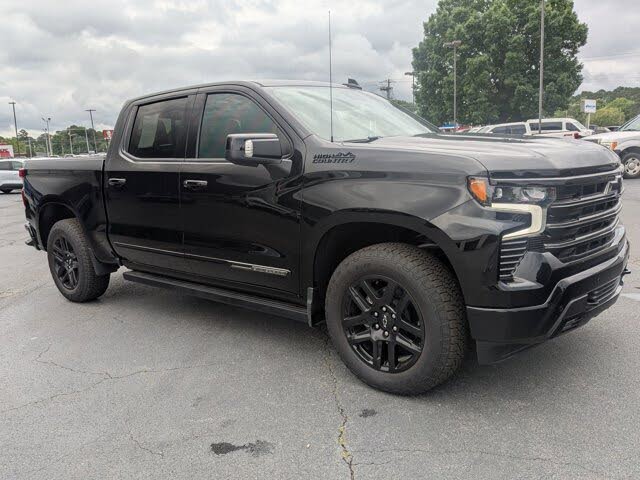 2024 Chevrolet Silverado 1500 High Country Crew Cab 4WD