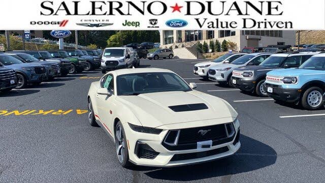 2025 Ford Mustang GT Premium Fastback RWD