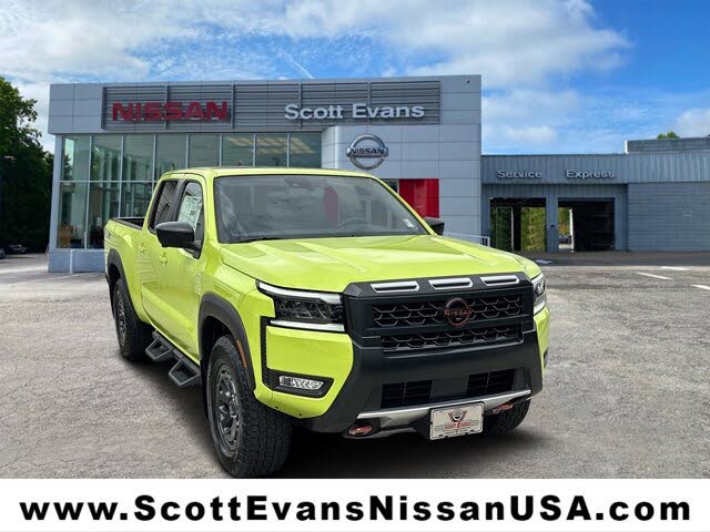 2026 Nissan Frontier PRO-4X Crew Cab LB 4WD
