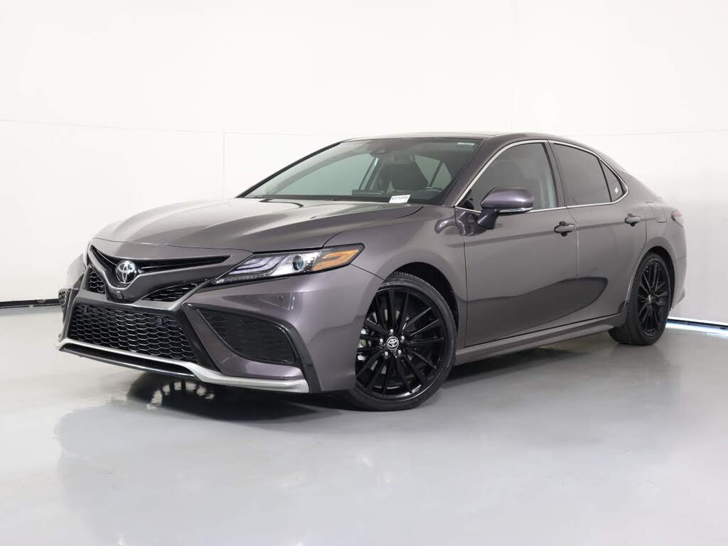 2023 Toyota Camry XSE V6 FWD