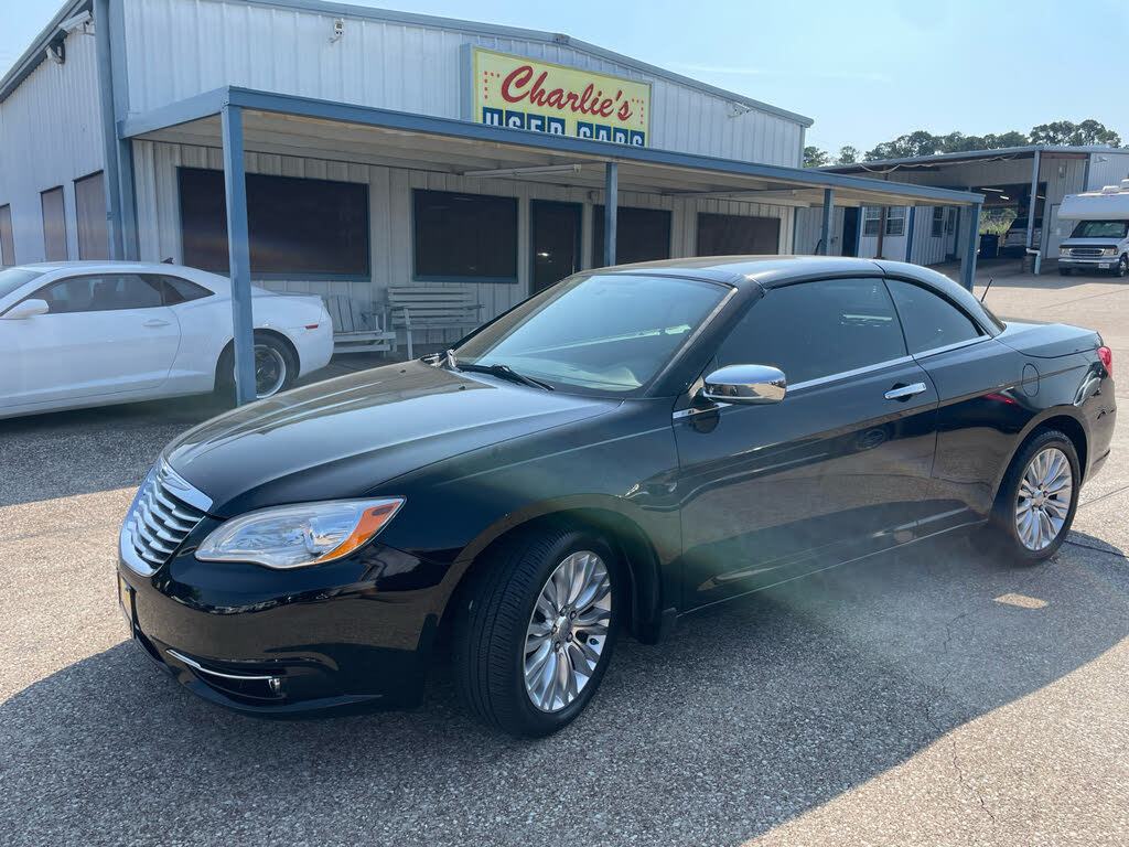 2014 Chrysler 200 Limited Convertible FWD