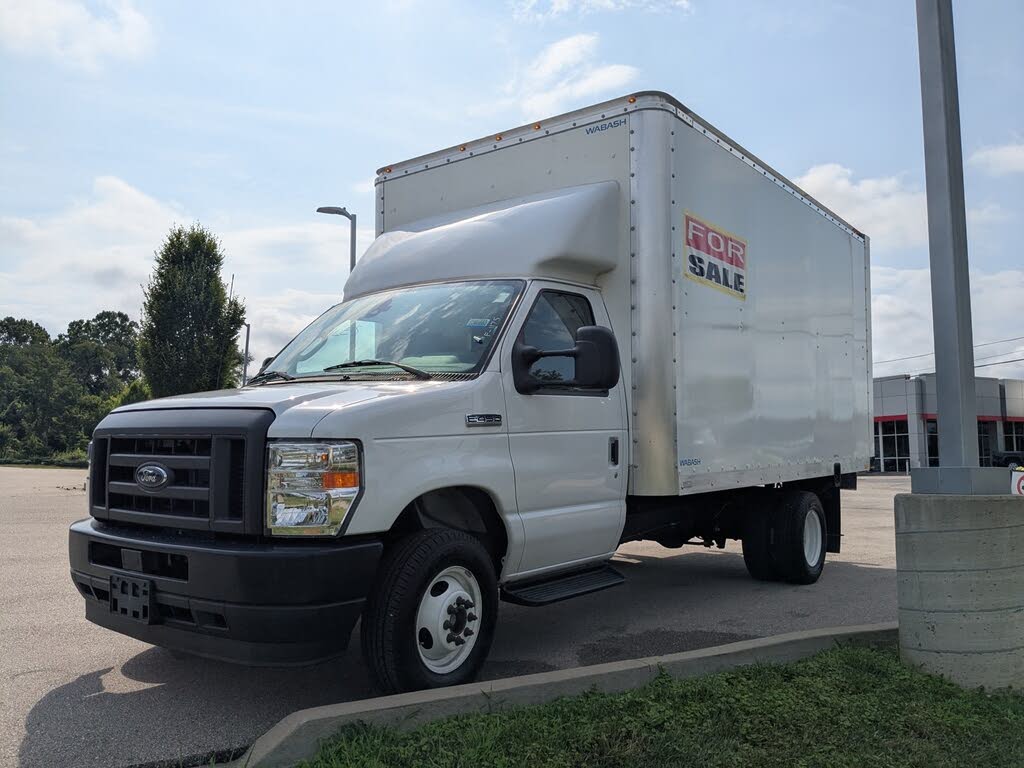 2024 Ford E-Series Chassis E-450 SD Cutaway 158 DRW RWD