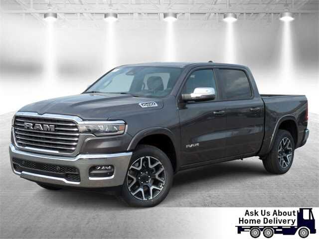 2025 RAM 1500 Laramie Crew Cab 4WD