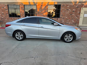 Hyundai Sonata SE FWD