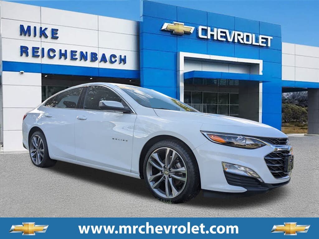 2023 Chevrolet Malibu LT with 1LT FWD