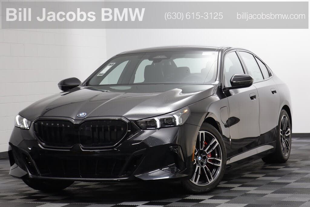 2026 BMW 5 Series 550e xDrive